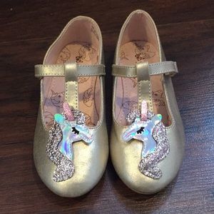 NWOT unicorn shoes size 10 toddler 🦄